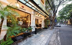 La Siesta Classic Ma May